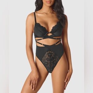 Chic Black Lace Strappy Bodysuit Lingerie One Piece La Senza BNWT